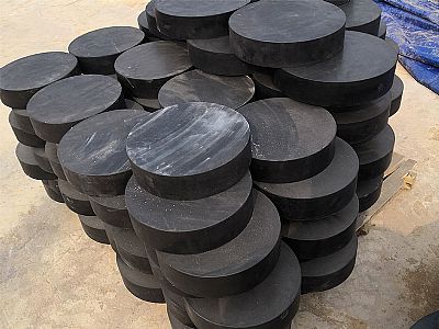 山东板式橡胶支座由若干层橡胶片与薄钢板经加压硫化